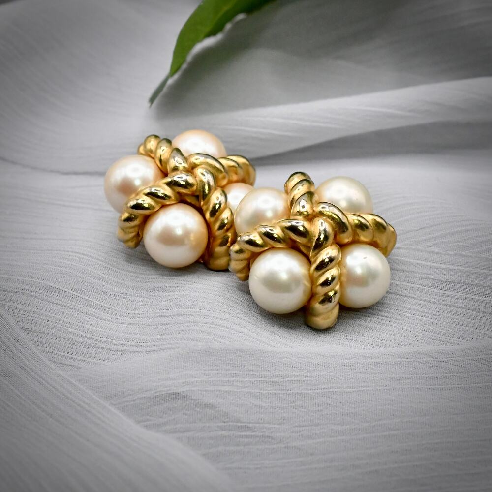 Vtg Erwin Pearl Chunky Gold Tone 12mm Faux Pearl Statement Clip On Earrings